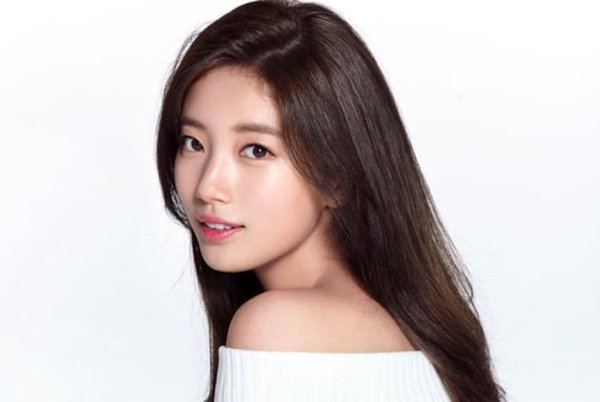 Suzy gia hạn hợp đồng với JYP