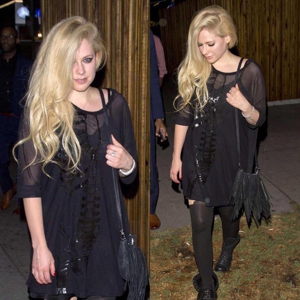 Avril Lavigne trở lại, vẫn trẻ trung chẳng kém gì thời còn hát "Hello Kitty"