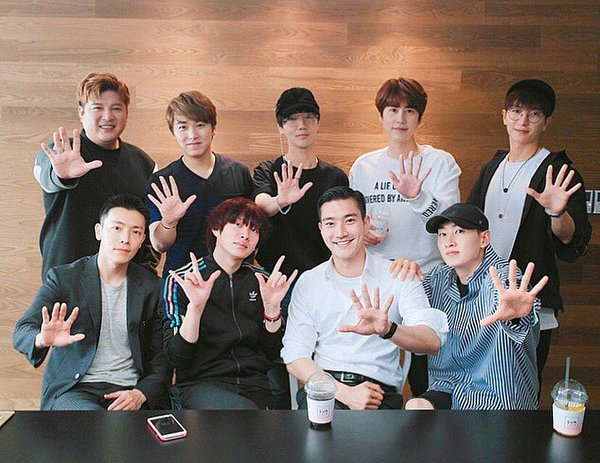 SNSD - EXO - Super Junior