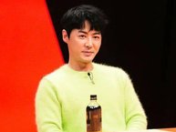 Một nam thần tượng nổi tiếng leo thẳng lên no1 top search Naver sau khi công khai câu chuyện có thật về quá khứ gia đình đau thương