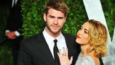 Bạn biết gì về mối tình thập kỉ của nàng công chúa nổi loạn Miley Cyrus ?