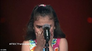 Cô bé Syria khiến giám khảo rơi lệ