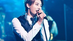 Chiều fan, Junsu hát chay một đoạn OST của “Hậu duệ mặt trời”