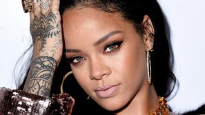 Rihanna: Tôi thấy tiếc vì không tham gia VSFS