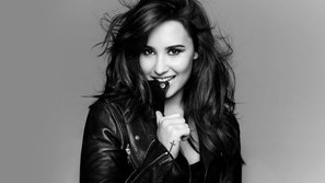 Demi Lovato: Tôi chưa muốn kết hôn!