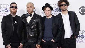 Fall Out Boys giành No.1 trên BXH Billboard 200