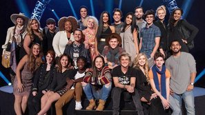 Giám khảo choáng với Top 24 American Idol