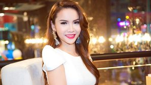 Yến Trang “chào sân” Viet Nam Top Hits