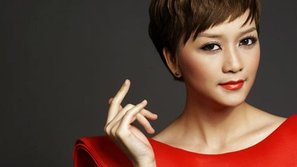 Phương Uyên, Thu Thủy cùng nhiều sao Việt đến chúc mừng Thiều Bảo Trang ra mắt MV