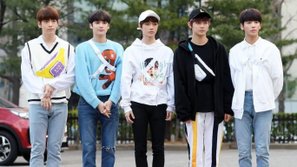 TXT gặp sự cố sân khấu đầu tiên trong sự nghiệp ở Music Bank, trưởng nhóm trông bối rối thấy rõ