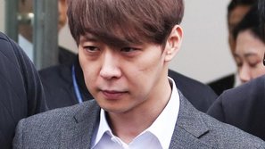 Luật sư của Park Yoochun chính thức từ chức sau những ngày miệt mài minh oan cho nam thần tượng