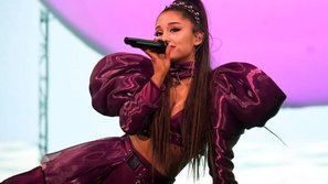 Ariana Grande than vãn với fan chuyện bị 'ốm' ngay trước giờ biểu diễn
