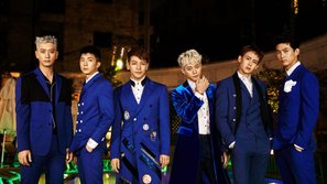 4/6 thành viên đang nhập ngũ, boygroup này vẫn nhẹ nhàng giành no.1 tại Nhật Bản với một album... tiếng Hàn