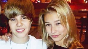 Justin Bieber nói với ba mẹ Hailey: 'Cảm ơn ba mẹ đã gã con gái cho kẻ...ghê rợn này'