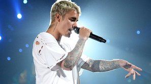 Album mới còn chưa kịp "ra lò", Justin Bieber đã "rinh" thêm một kỉ lục mới trên Youtube!