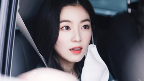 10 bức ảnh trên đường đi làm về đẹp nhất của các nữ idol Kpop nửa đầu năm 2020