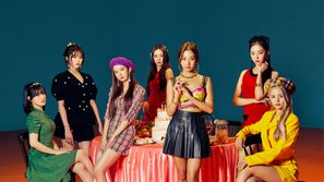 Một nhóm nữ ra mắt đã 5 năm mới được công bố màu chính thức, không chỉ fan mà cả netizen cũng vui mừng rơi nước mắt