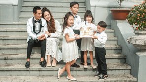 Những gia đình đông con nhất showbiz Việt: tưởng nhà Lý Hải - Minh Hà đã 'khủng', ai ngờ có trường hợp còn đông đúc hơn