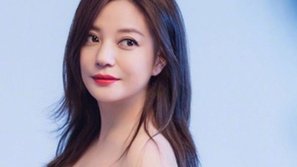 Triệu Vy tái xuất showbiz hậu phong sát: Netizen thốt lên 'sức mạnh tư bản là đây'