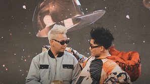 Một hành động của Binz với Wowy gây sốt trong 'Rap Việt' mùa 2 tập 10 khiến netizen khẳng định: Nỗi lòng làm huấn luyện viên là đây!
