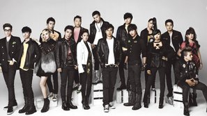Bức ảnh năm xưa của YG khiến fan xót xa: Lần lượt từng nghệ sĩ 'bay màu' khỏi công ty, còn đâu đại gia đình gắn bó một thời?