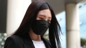 Một nữ idol khiến netizen tá hỏa vì nghi vấn tự tử sau scandal gây tai nạn, tất cả vì 1 dòng trạng thái
