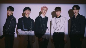 Lần đầu tiên trong lịch sử Kpop: nhóm nhạc nam kết hợp người thật, người ảo debut