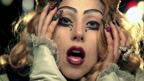 Lady Gaga: Con cừu đen của Thiên Chúa giáo