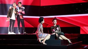 The Voice 2017: Thu Minh đã sai lầm khi ngồi ghế nóng cùng đàn em?