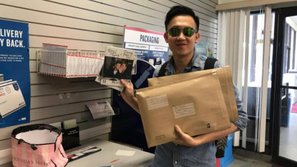 Fan hải ngoại “mua sạch” 1.000 album kỉ niệm của Dương Triệu Vũ và Mr.Đàm trong nháy mắt