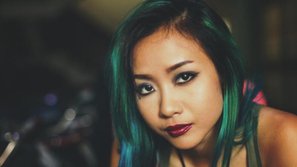 Từ sự kiện xả súng tại Mỹ: Một nghệ sĩ Việt thừa nhận từng trầm cảm vì bị xâm hại tình dục từ lúc 17 tuổi!
