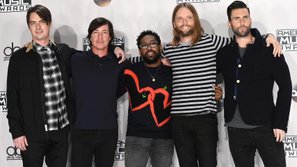 Maroon 5 dập tắt tin đồn tan rã bằng album mới 'Red Pill Blues'