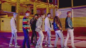 'DNA' của BTS là sản phẩm Kpop duy nhất lọt top 100 ca khúc hay nhất của năm 2017 do chuyên gia Billboard bình chọn