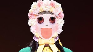 Visual của girlgroup tân binh khiến khán giả bất ngờ khi khoe giọng hát trong trẻo trên King Of Masked Singer
