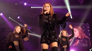 'Bí ẩn' đằng sau fancam: Lạ đời là khi giọng hát live thảm họa của Vpop trình diễn như ‘nuốt đĩa’ trên sân khấu lớn tại Hàn!