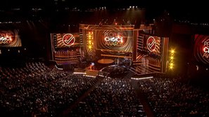 People's Choice Awards 2018: Drake và Ariana Grande chiếm ưu thế vượt trội, BTS là đại diện châu Á hiếm hoi có mặt