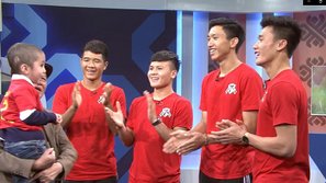 Vài tiếng trước trận chung kết lịch sử AFF 2018, dàn cầu thủ Việt Nam vẫn kịp thực hiện thành công điều ước cho một cậu bé mắc bệnh ung thư