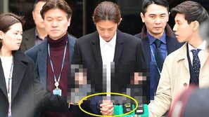 Jung Joon Young bị trót chặt 2 tay, áp giải về đồn sau 2 tiếng thẩm vấn tại Tòa án