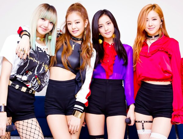 Black Pink là một nhóm nhạc nổi tiếng của Hàn Quốc, với các cô gái xinh đẹp và tiếng hát đầy sức sống. Nhóm nhạc này có sức ảnh hưởng rộng rãi trên toàn thế giới, thu hút được người hâm mộ từ khắp nơi. Hãy xem ảnh của Black Pink và cảm nhận sự tài năng và quyến rũ của những người phụ nữ này nhé!