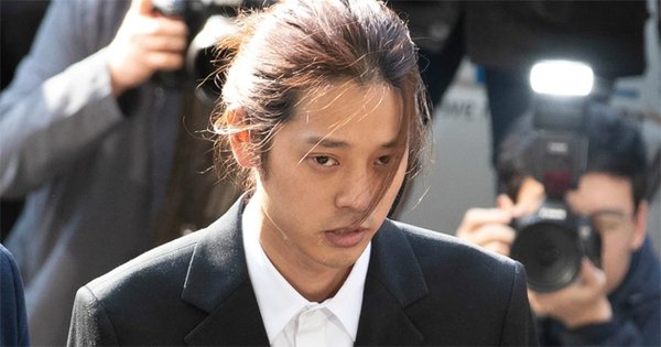 Roy Kim bị điều tra vì dính líu đến group chat camera ẩn của Jung Joon Young