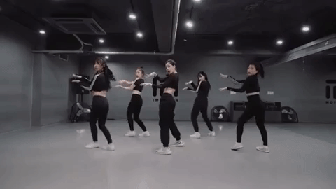 MV dance Em nói anh rồi của Chi Pu