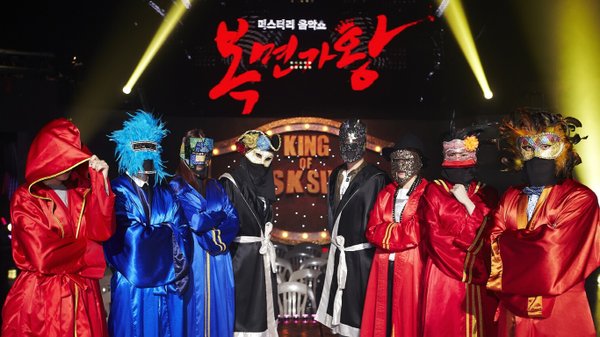 5 idol có khoảnh khắc cởi mặt nạ ấn tượng nhất trên King Of Masked Singer