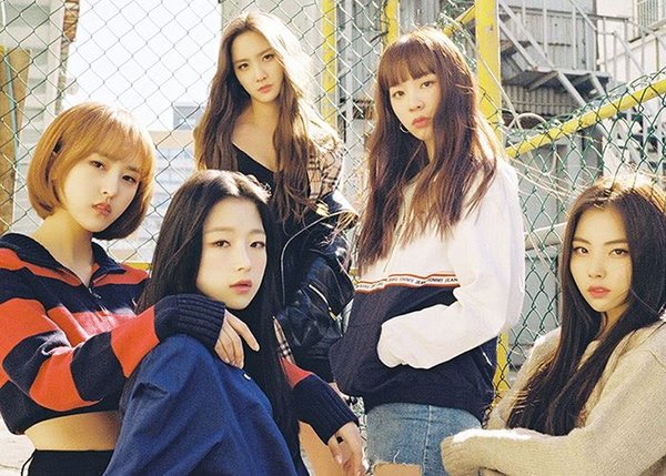 27 girlgroup debut trong năm 2019