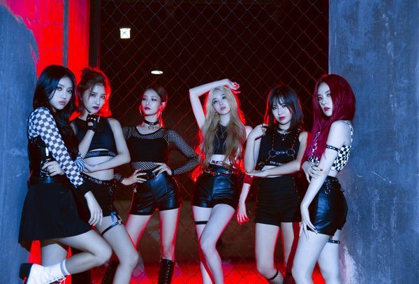 27 girlgroup debut trong năm 2019