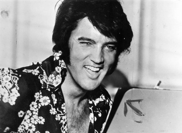 Elvis Presley: Yêu cầu ăn uống rất khắt khe