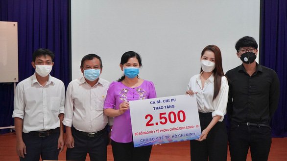 sao Việt ủng hộ chống dịch COVID-19 và hạn mặn miền Tây 1