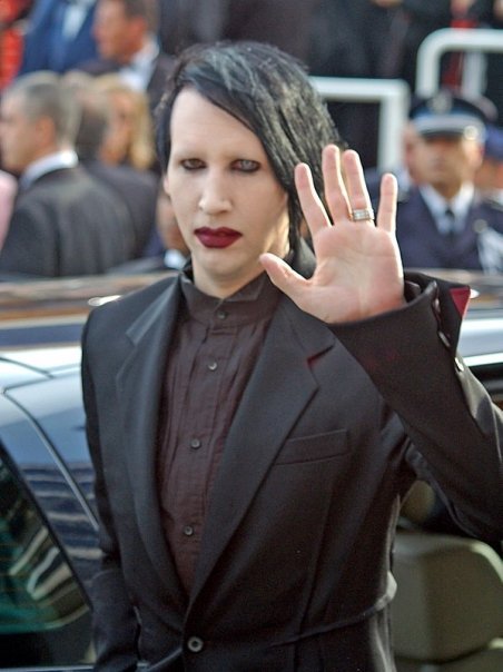 Marilyn Manson: Xương người