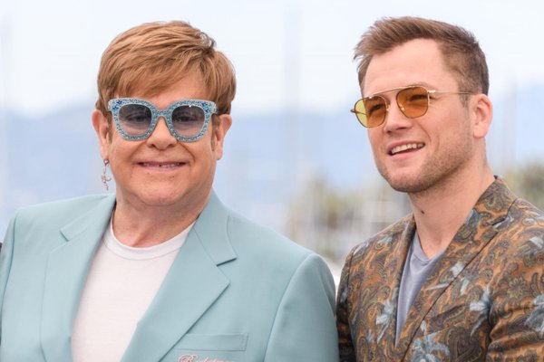 Elton John: 39 tuần