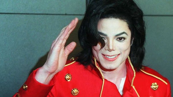 Michael Jackson (51 tuần)