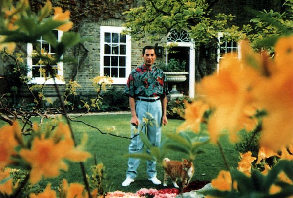 Freddie Mercury, 45 tuổi, 1946-1991